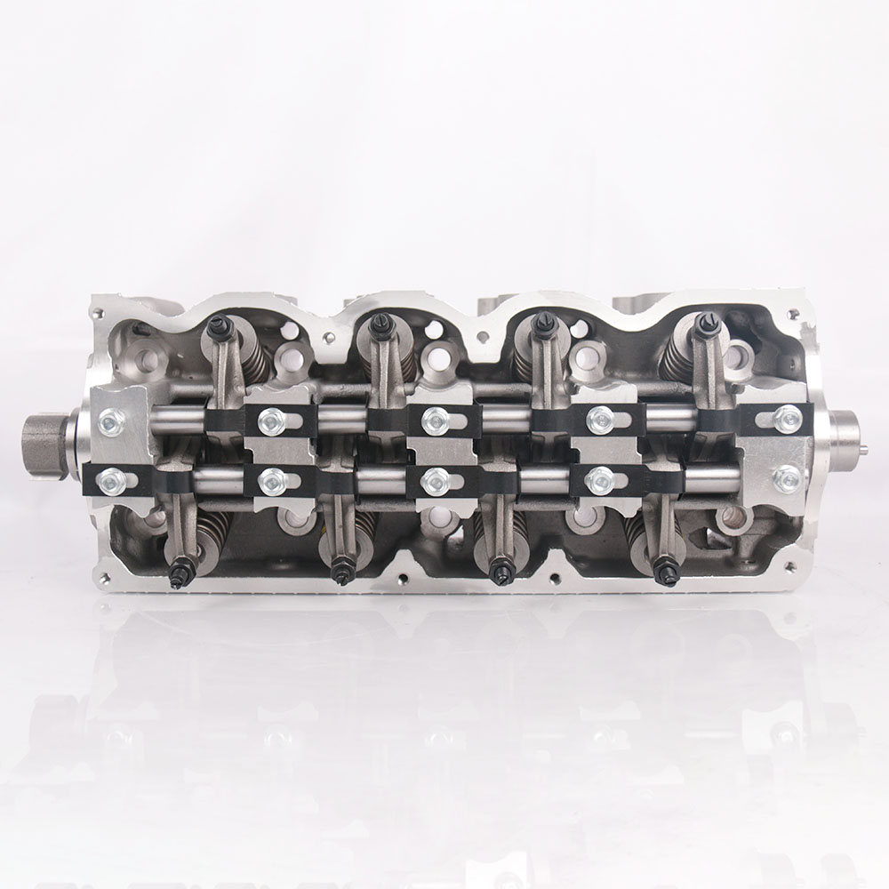 Culasse de moteur neuve B10S1  - Engine Cylinder Head avis et prix